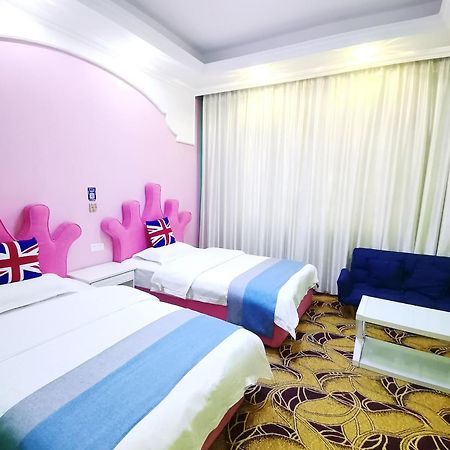 Emeishan Moon Bay Hotel Bagian luar foto