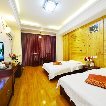 Emeishan Moon Bay Hotel Bagian luar foto