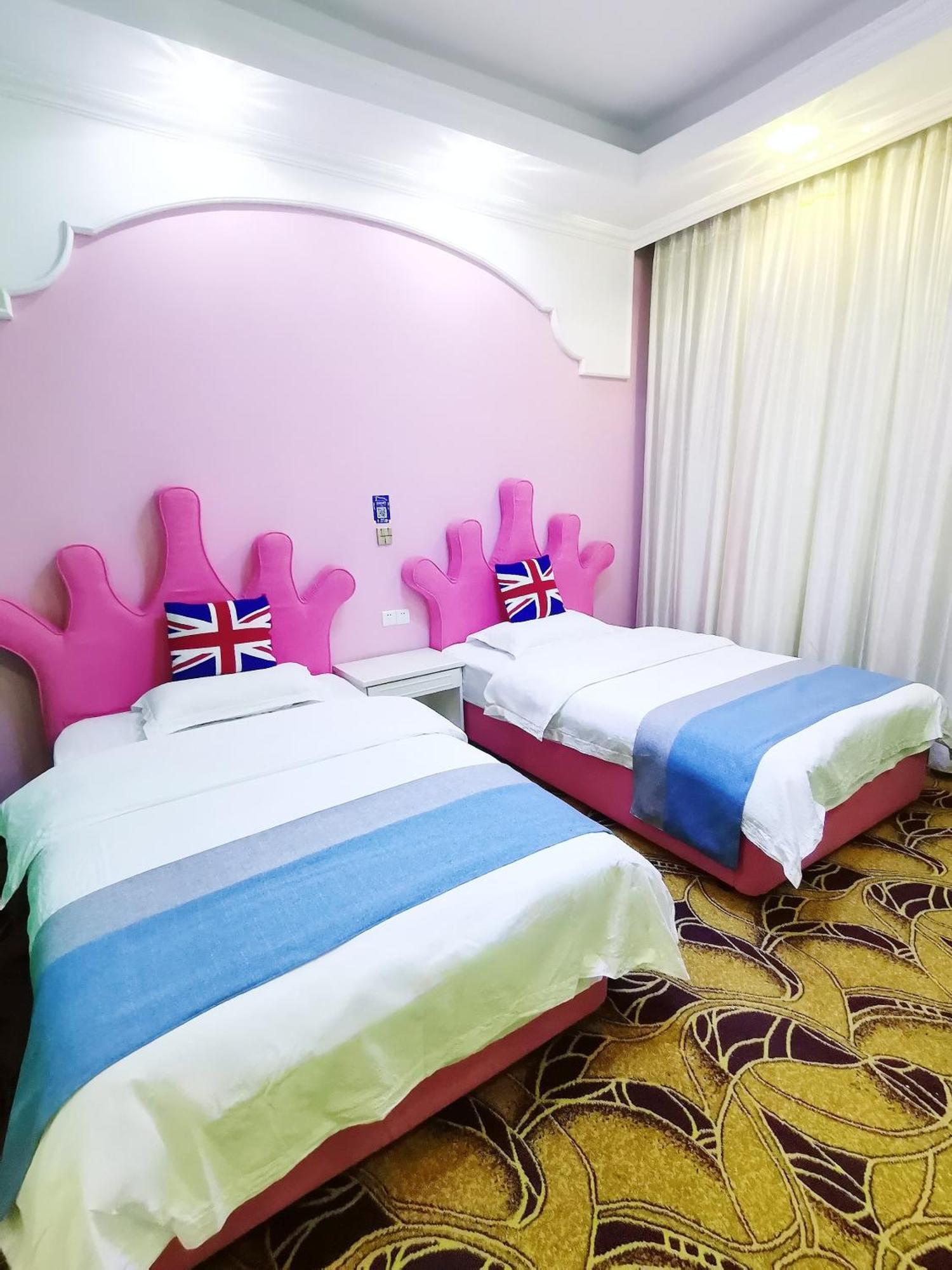 Emeishan Moon Bay Hotel Bagian luar foto