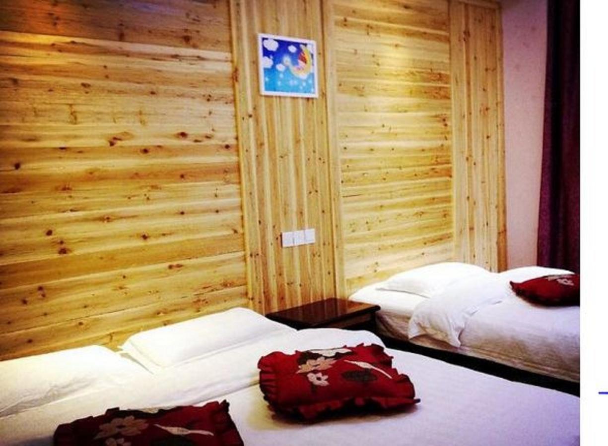 Emeishan Moon Bay Hotel Bagian luar foto