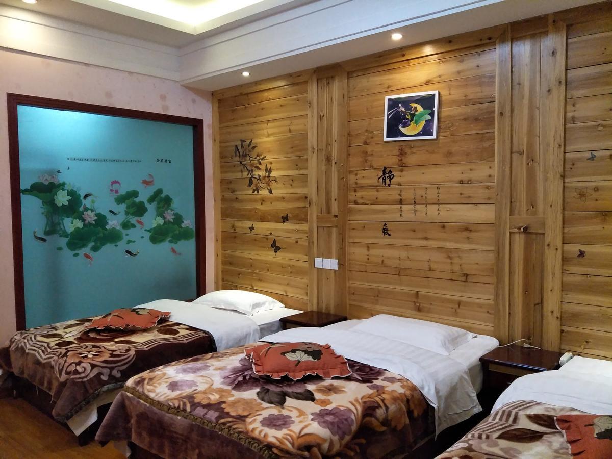Emeishan Moon Bay Hotel Bagian luar foto